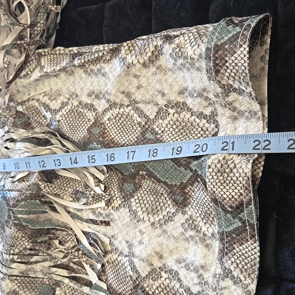 Chic Snake Print Jacket with Fringe Size: XL - Picture 11 of 11